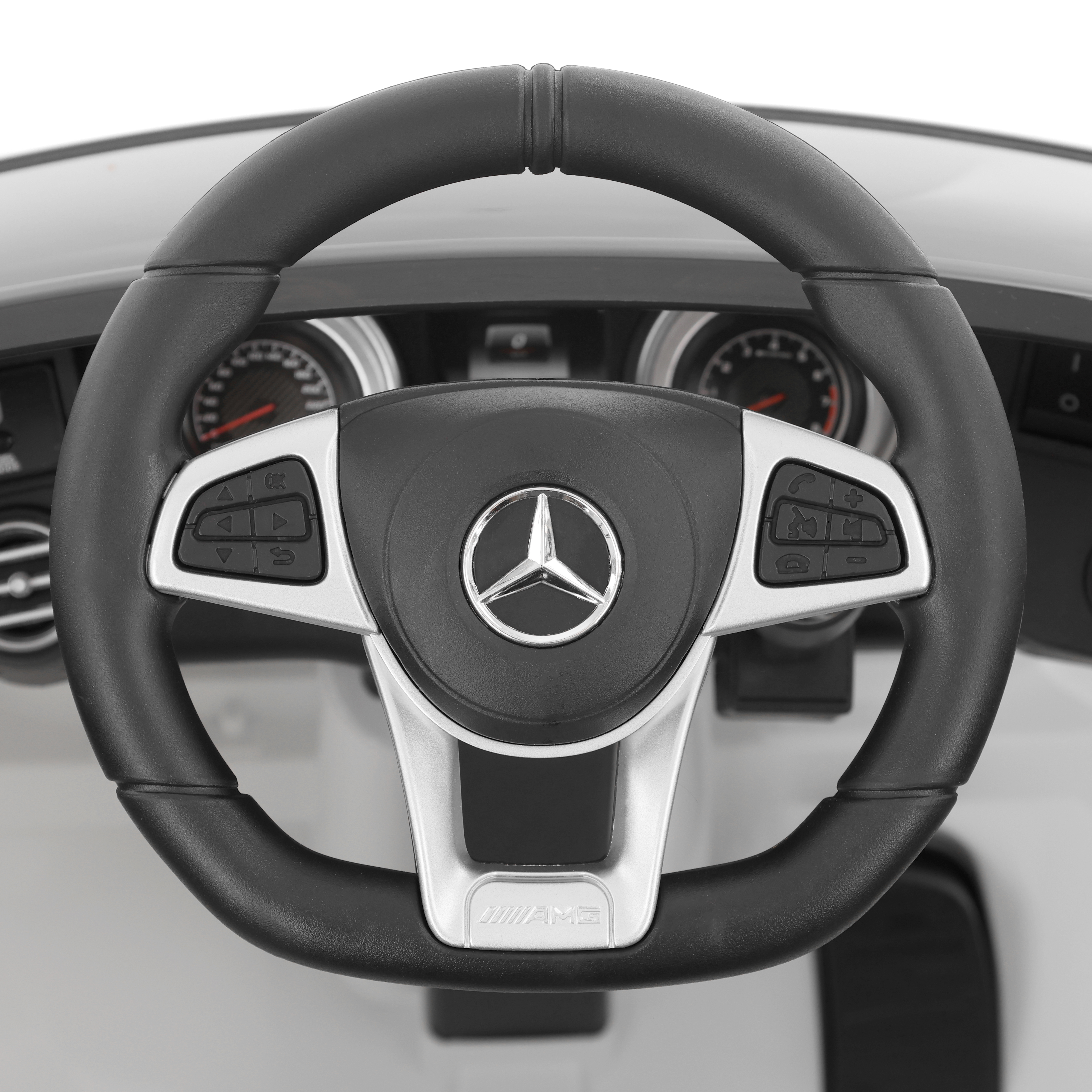 Kinderauto Mercedes GLC 63S: Griffiges Multifunktionslenkrad mit AMG-Logo (Dieses Bild wurde mit Hilfe von KI generiert.)